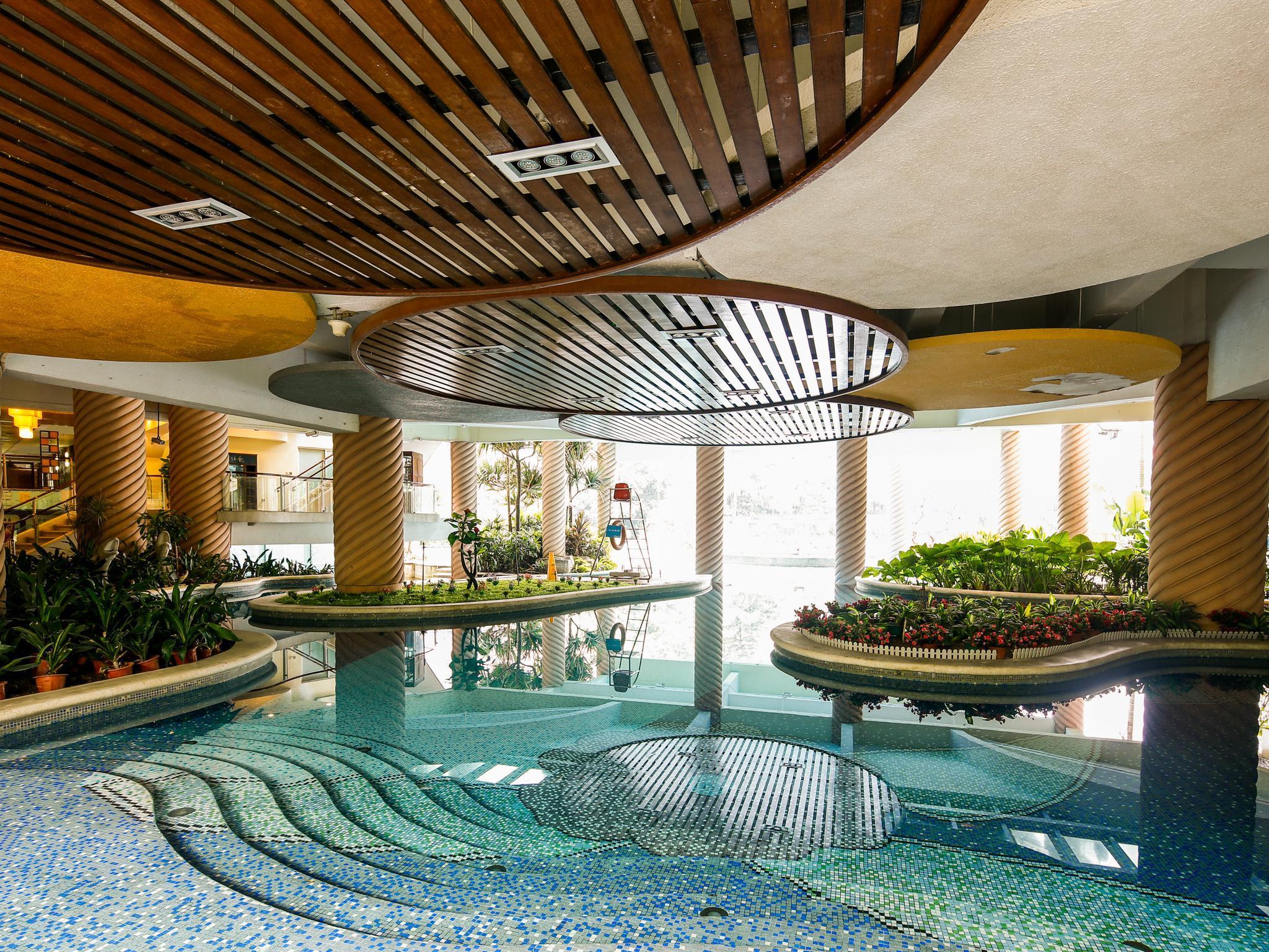 Yihe Hotel Гуанчжоу Экстерьер фото