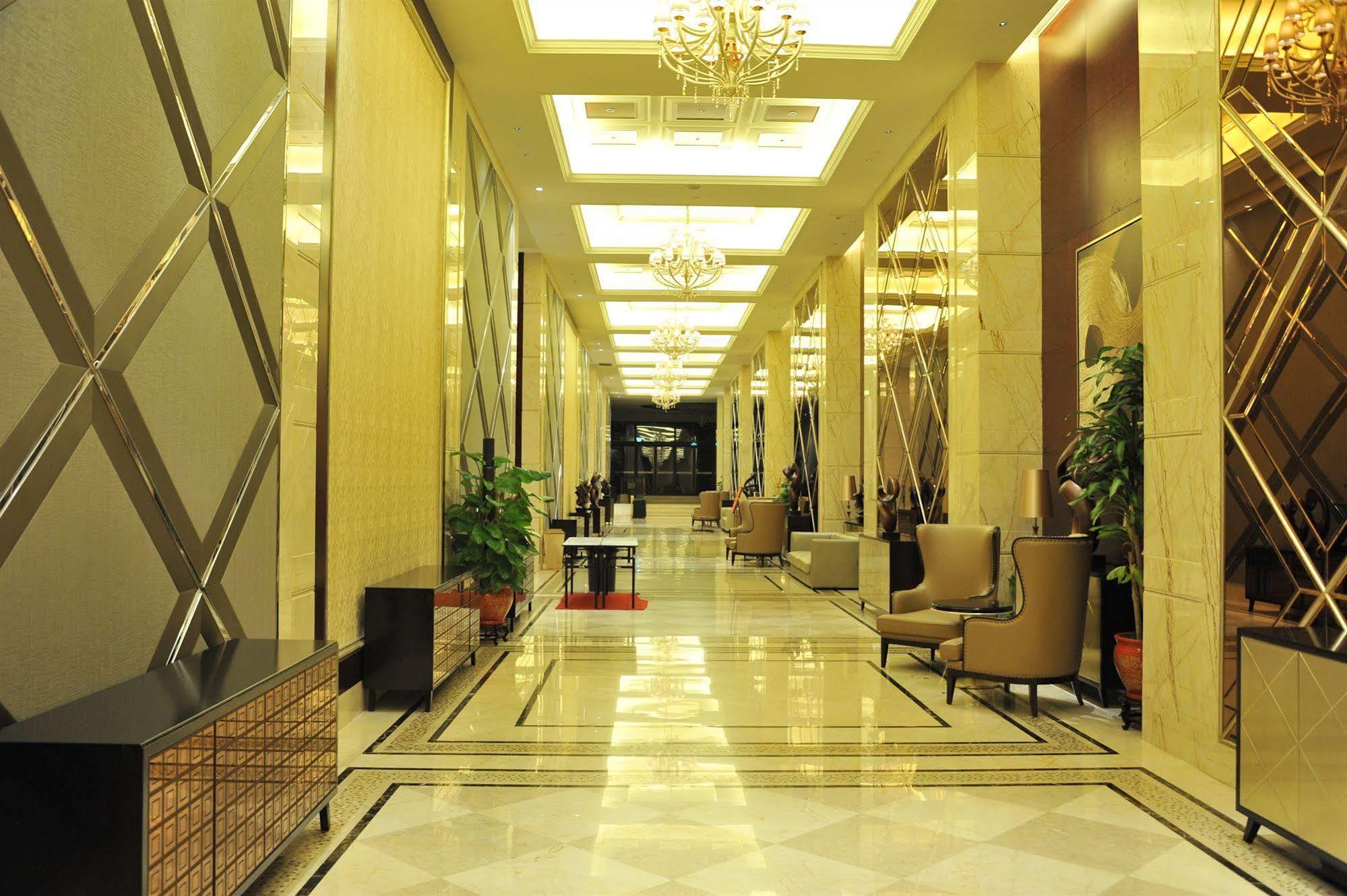 Yihe Hotel Гуанчжоу Экстерьер фото
